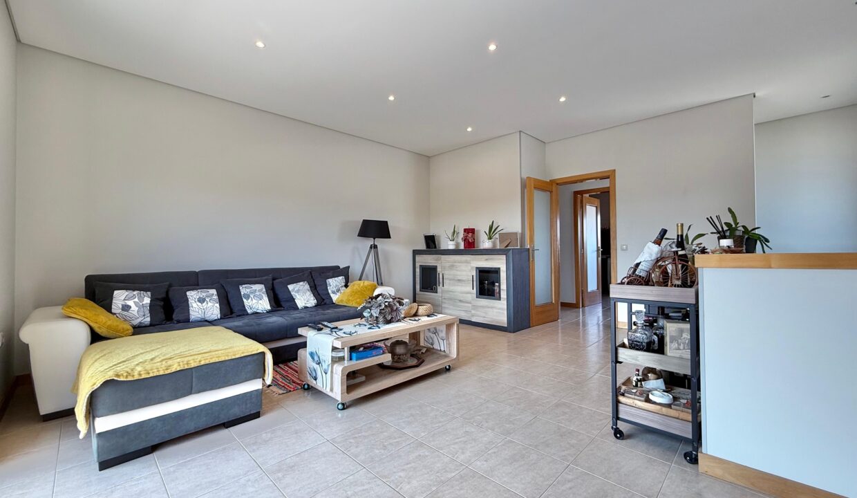 1e922dd7d5c26a7f461e88f4fc5780b7